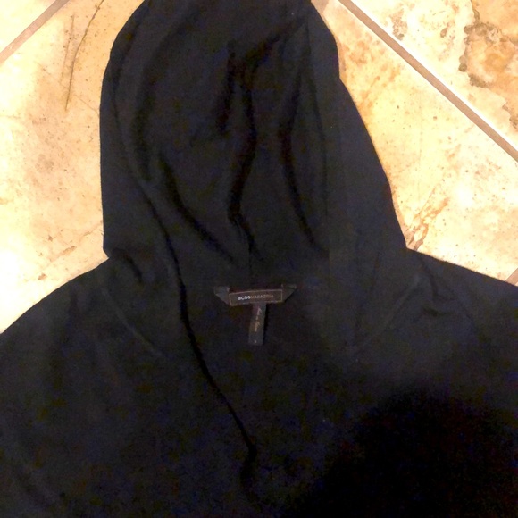 Women’s Sweater - Picture 2 of 2